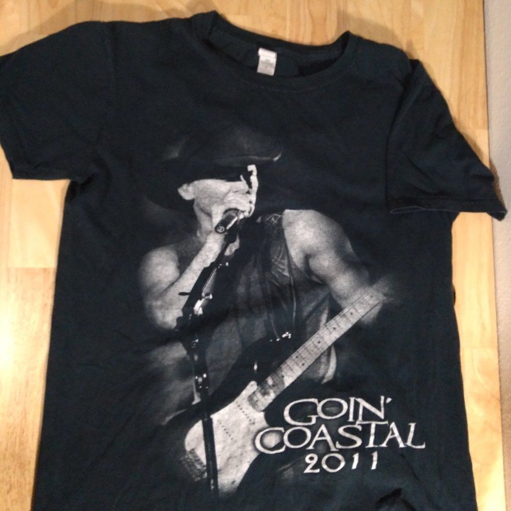 Kenney Chesney Goin' Coastal Tour 2011 T-Shirt